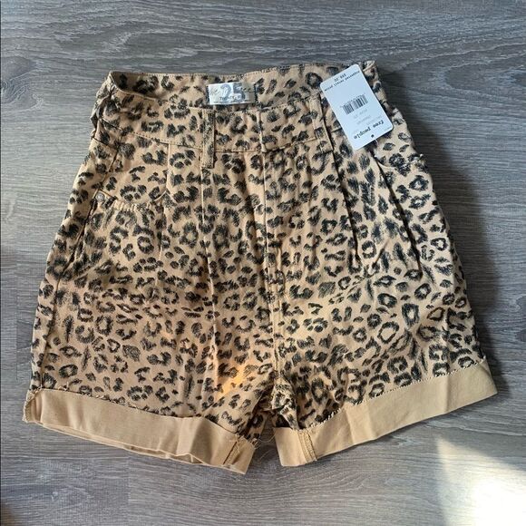 Free people  dogtown leopard printed shorts - Picture 4 of 6